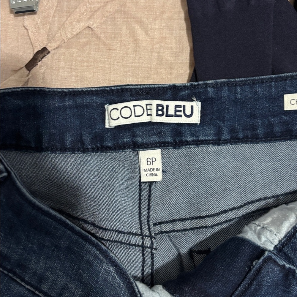 Straight leg Jeans - Picture 7 of 9